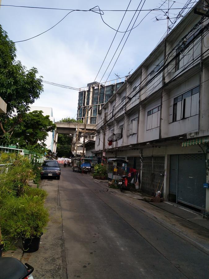 曼谷 Model House 2543酒店 外观 照片